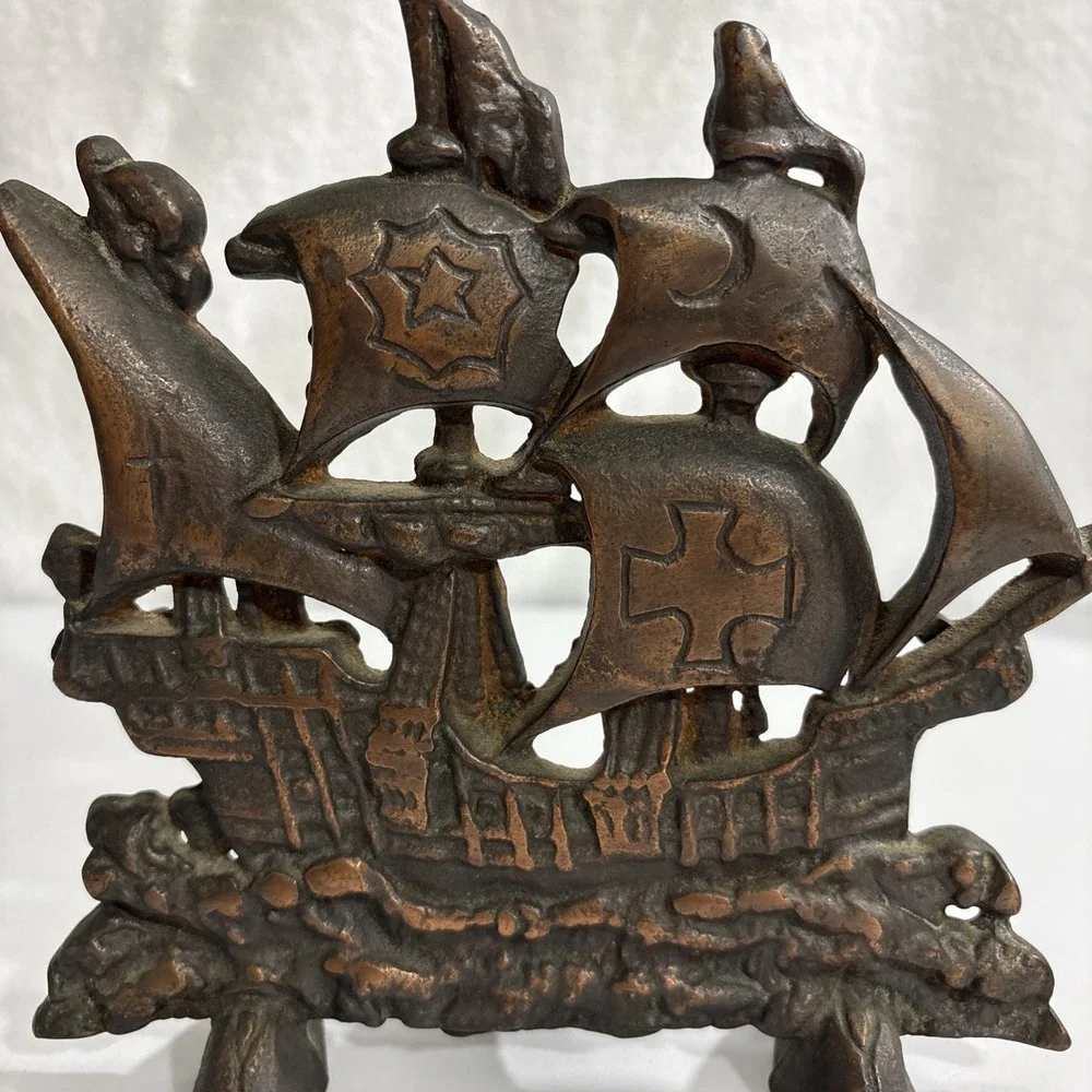 Vintage Cast Iron Spanish Galleon Ship Doorstop 7x7x3